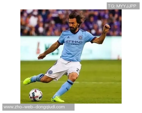 皮尔洛的足球哲学与艺术之旅探秘天下足球的传奇与魅力